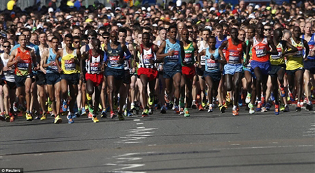 36.000 vận động viên tham dự cuộc thi marathon London 2013 khai mạc ngày 21/4. 
